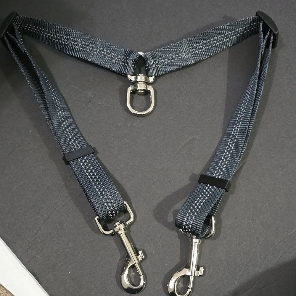 MightyPaw Gray Dog Walking Strap for Walking 2 Dogs At The Same Time